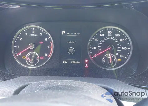 2024 Kia K5 Gt-Line z USA, uszkodzony, nr VIN 5XXG64J26RG244994